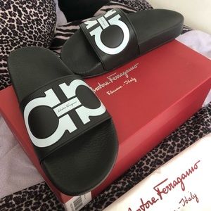 Brand new Ferragamo slides